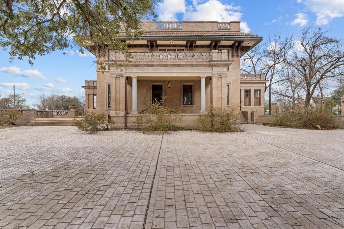 Historic Migel House In Downtown Waco Villa Exterior foto